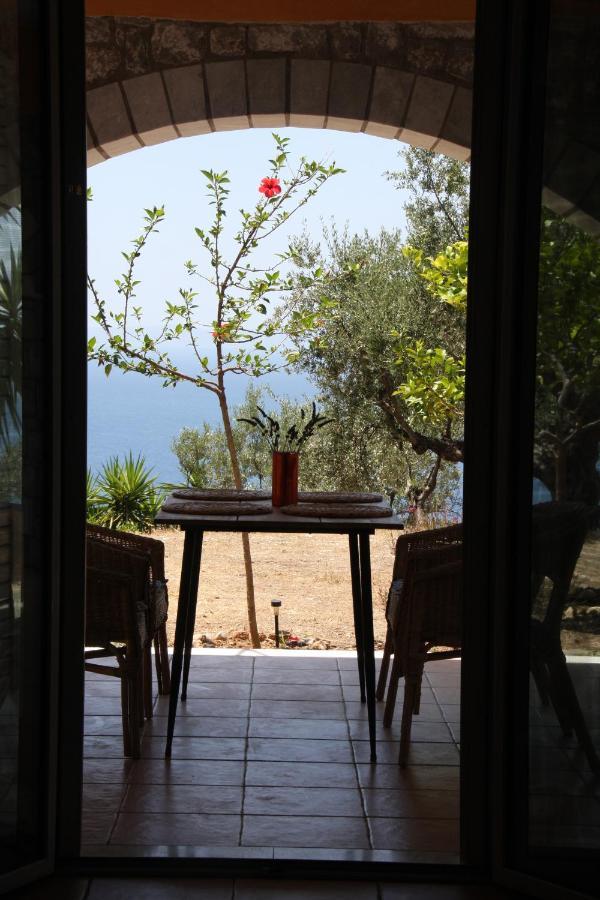 Sea And Mountain View Holiday home
